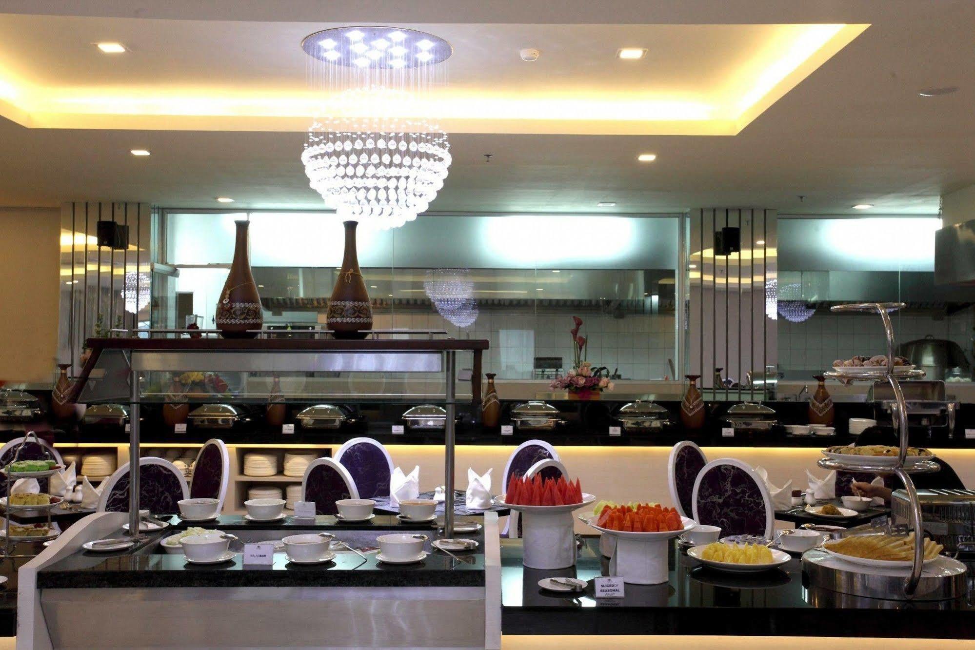 Hotel Gino Feruci Braga By Kagum