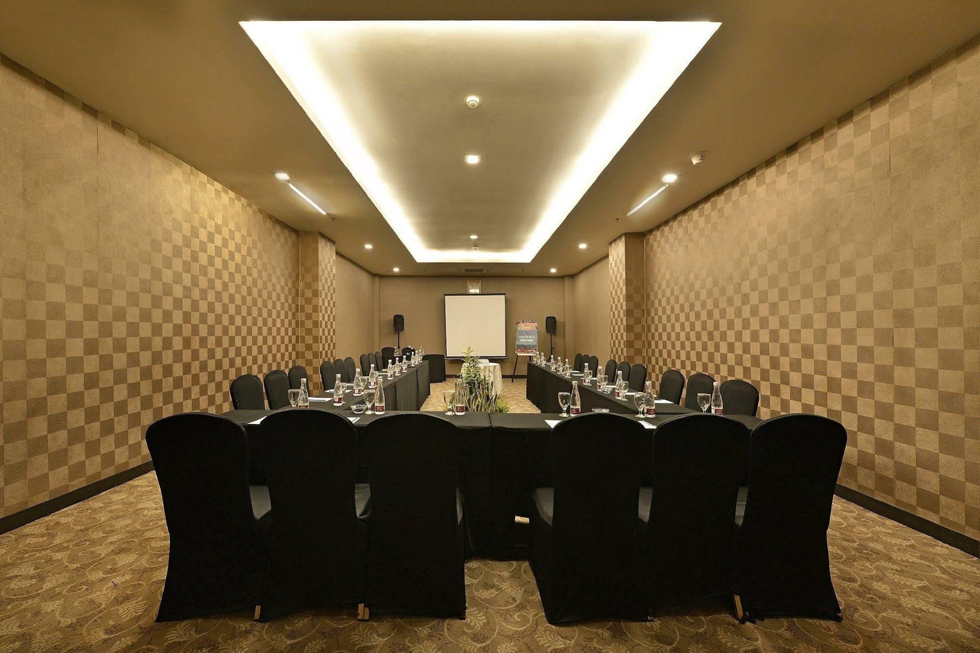 Gino Feruci Braga By Kagum 4* Bandung